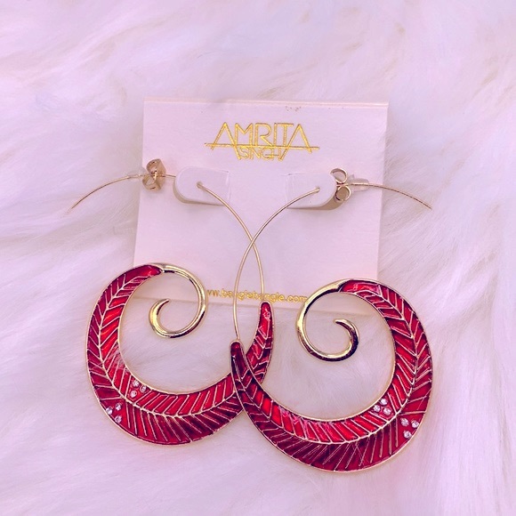 Amrita Singh Saira Threader Hoops, Ruby and Gold - Picture 2 of 6
